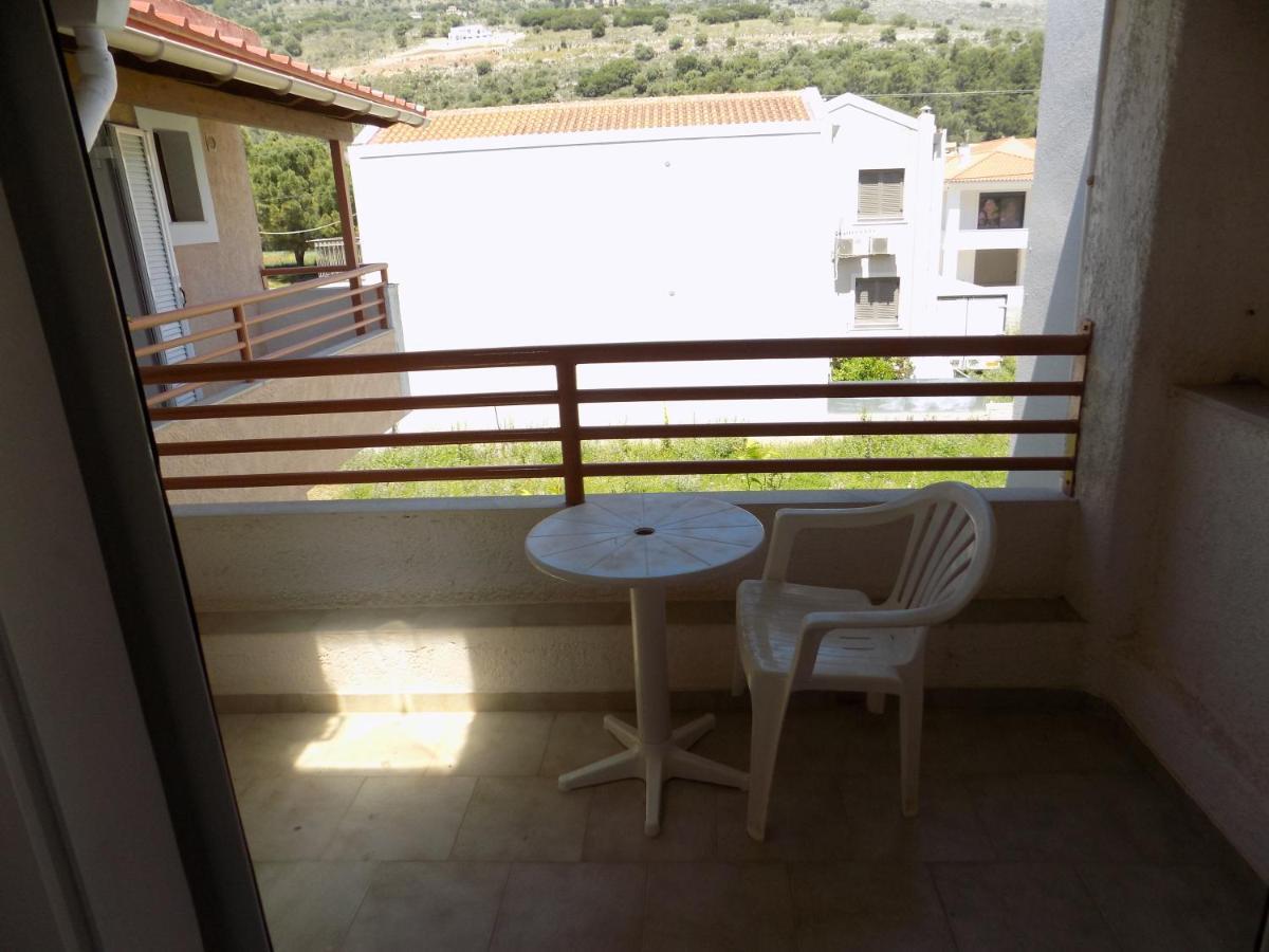Afrodite Spacious Apartments! Agia Efimia Luaran gambar