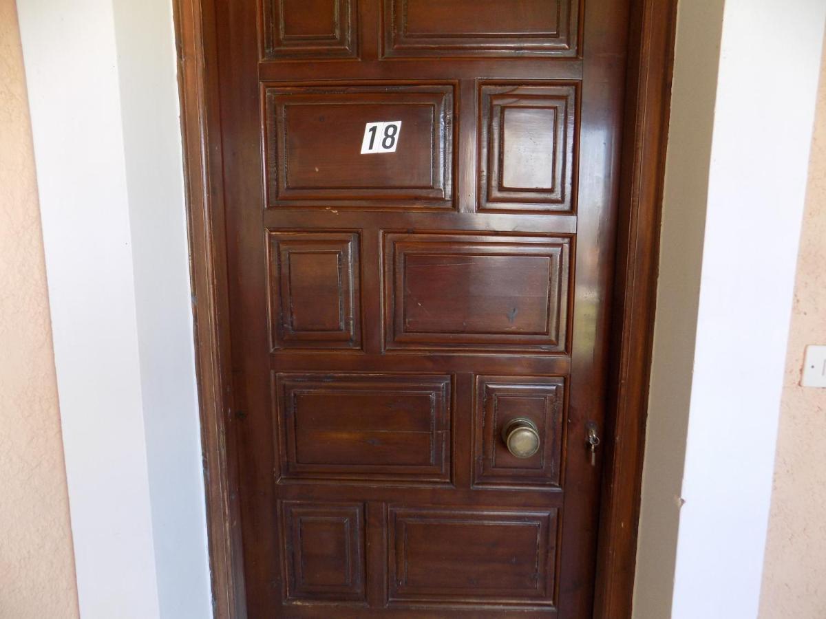 Afrodite Spacious Apartments! Agia Efimia Luaran gambar