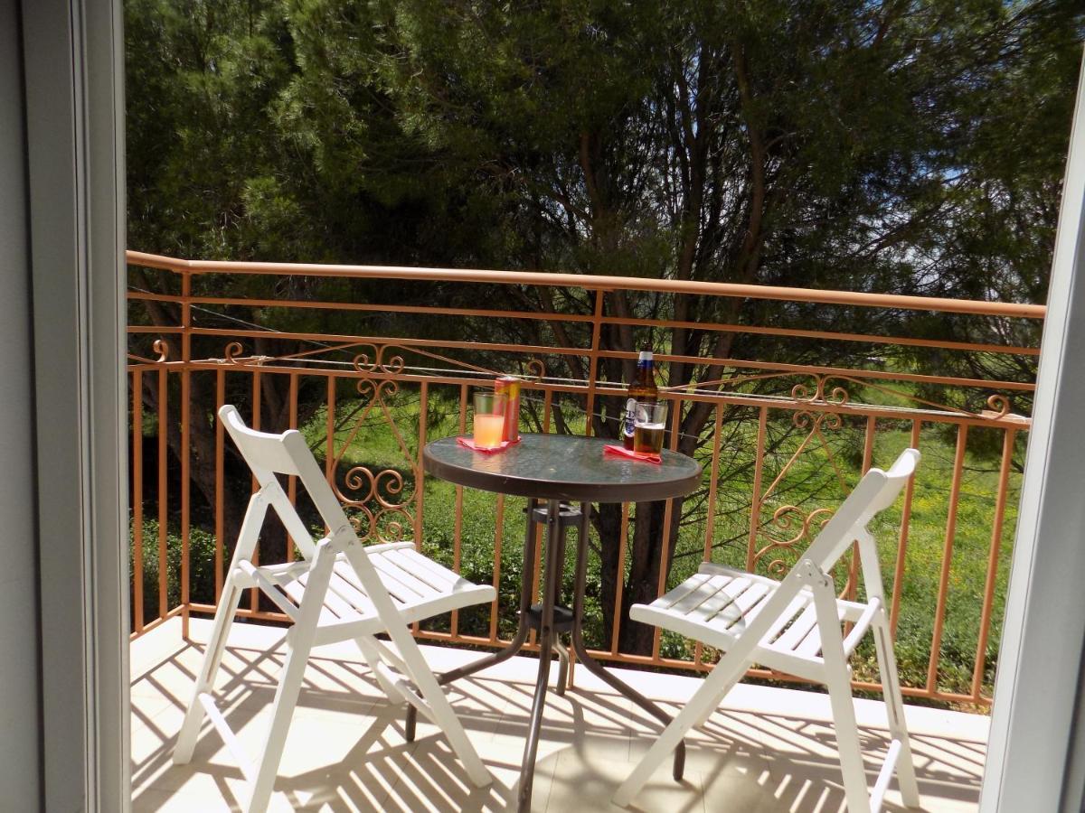 Afrodite Spacious Apartments! Agia Efimia Luaran gambar