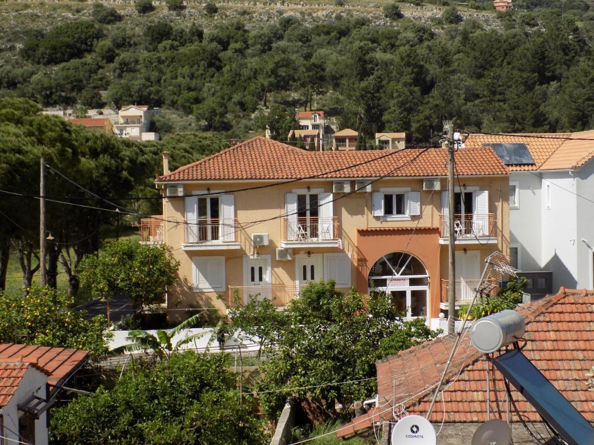 Afrodite Spacious Apartments! Agia Efimia Luaran gambar
