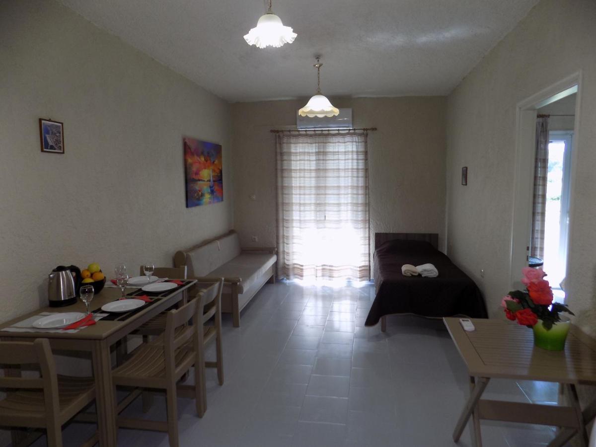 Afrodite Spacious Apartments! Agia Efimia Luaran gambar