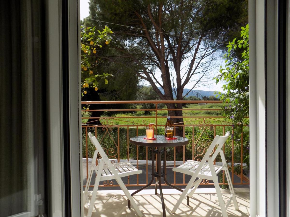 Afrodite Spacious Apartments! Agia Efimia Luaran gambar