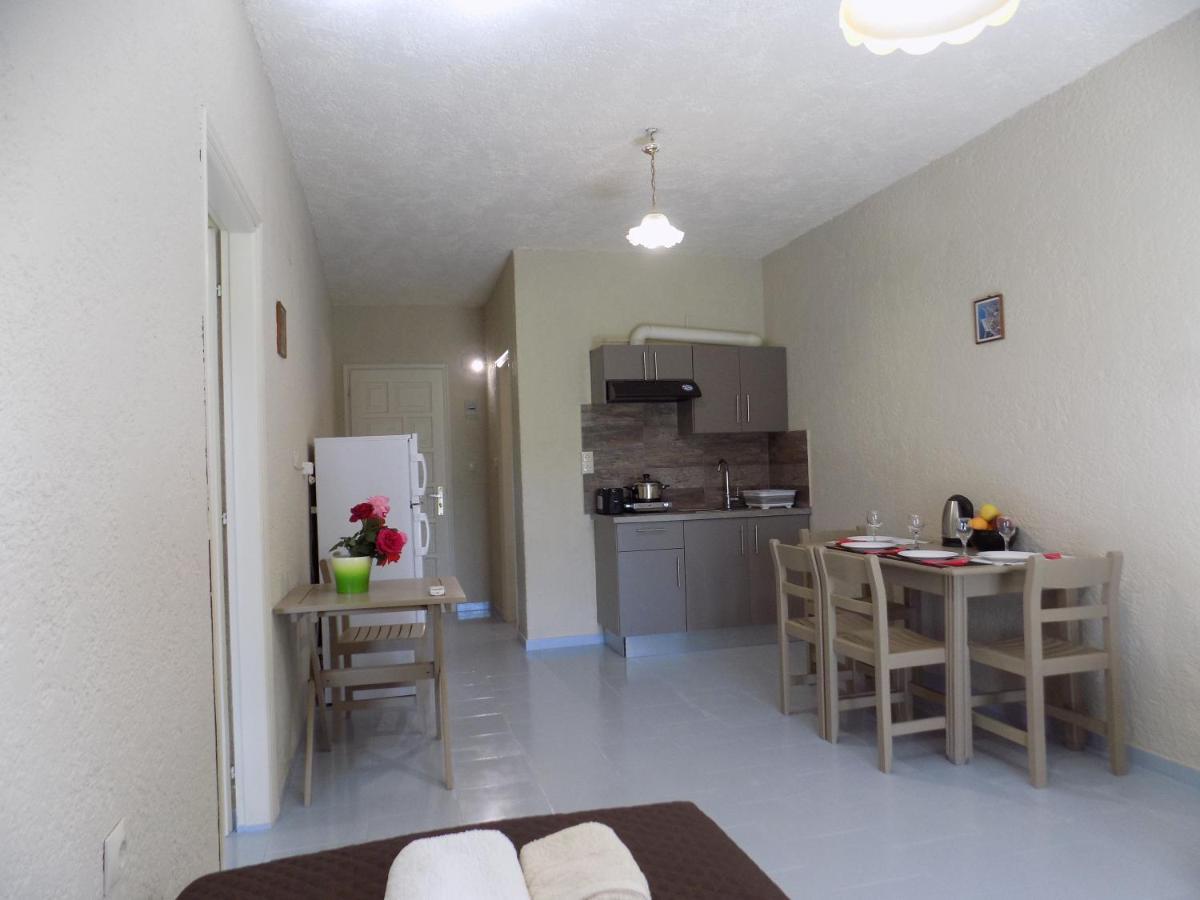 Afrodite Spacious Apartments! Agia Efimia Luaran gambar